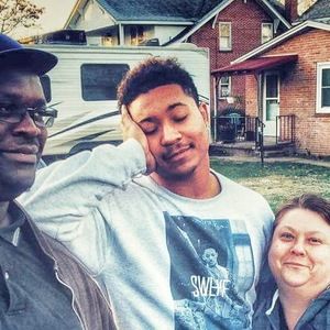 Meet your Posher, Ant